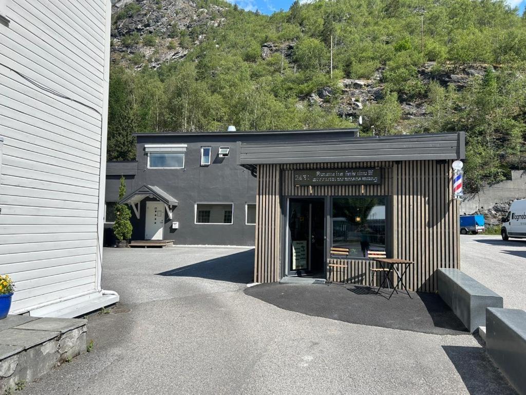 Den Vesle Sjarmoren As The Most Central Place In Ardal ! Free Parking On The Site ! Exterior photo